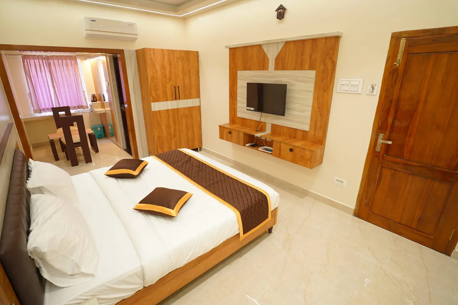 SATVI INN Tenkasi Interior